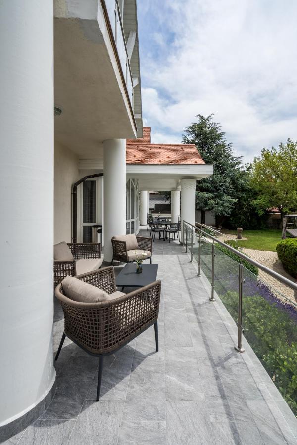 Hotel Clariss Balatonalmadi Exterior photo