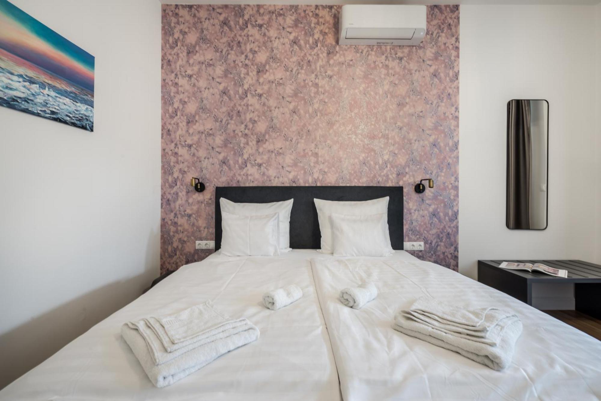 Hotel Clariss Balatonalmadi Room photo