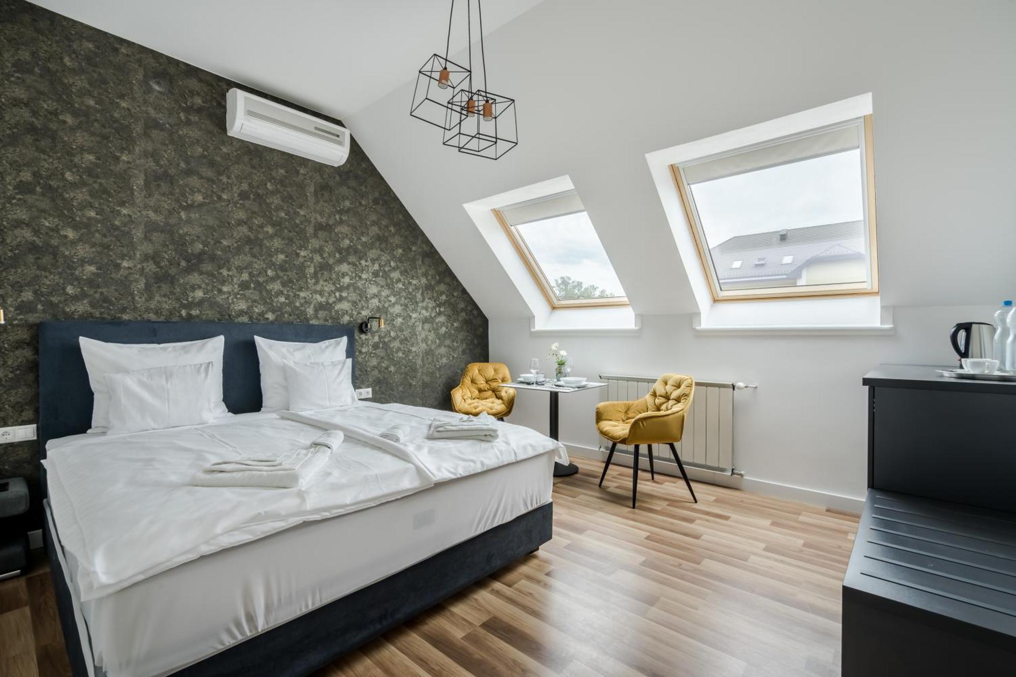 Hotel Clariss Balatonalmadi Room photo
